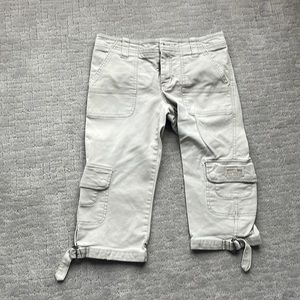 American Eagle Cargo Capri Pants Beinge Size 2